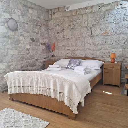 Apartment Tonka Trogir Bagian luar foto