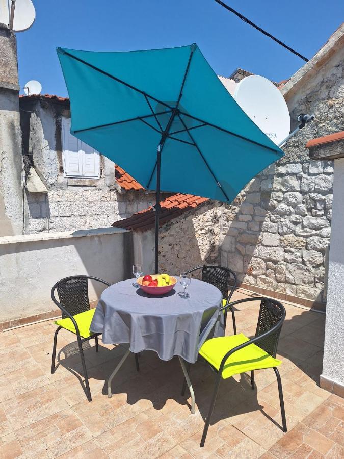 Apartment Tonka Trogir Bagian luar foto