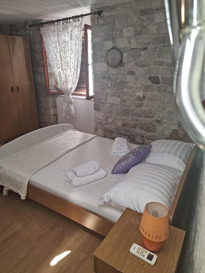 Apartment Tonka Trogir Bagian luar foto